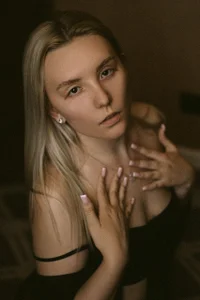 OliviaShepard Photoshoot Pic 9