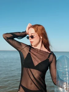 Elsa_RedwoodのSea ​​divaの 3枚の写真