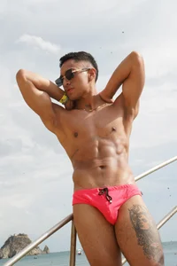 Mike_bluee beach mike🔥🔥 Pic 2