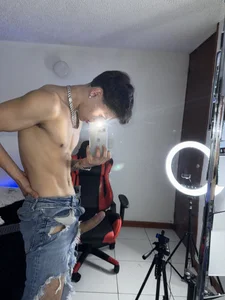 Joan_Gonzalez: ❤️🖤 ( 4 фото)