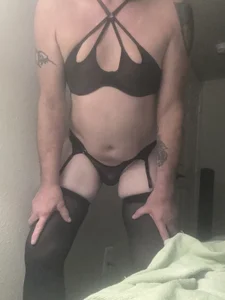 Slutty de Mdnpanties  2 photos