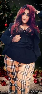 indian_dreamgirl Merry Christmas Guys Pic 7