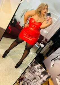 ZoeMesmerize: for MY BOO🫦 black pantyhose Red Leather and high heels red soles ( 3 фото)