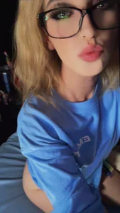 yourfavgirlduh Public Pic 6