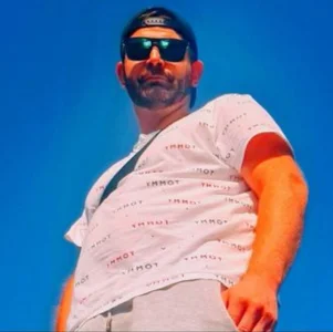 NarratedImpetus84 Public Foto 3