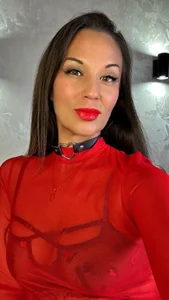 Carry_Rouge Carry in Red  3টি ছবি
