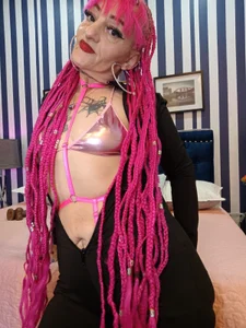 AzuraRousse Im here to pelase you Pic 2