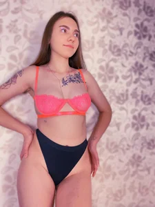 yourfav0ritegirls: new ( 2 фото)