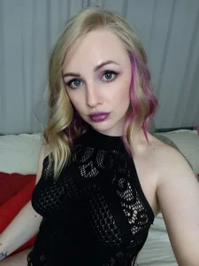 White_Chloe Public Pic