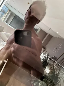 Public de MrMancino  2 Imagens