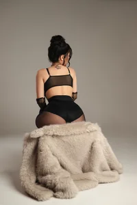 RitaVirginia Passion of black nylon and fur Pic 5