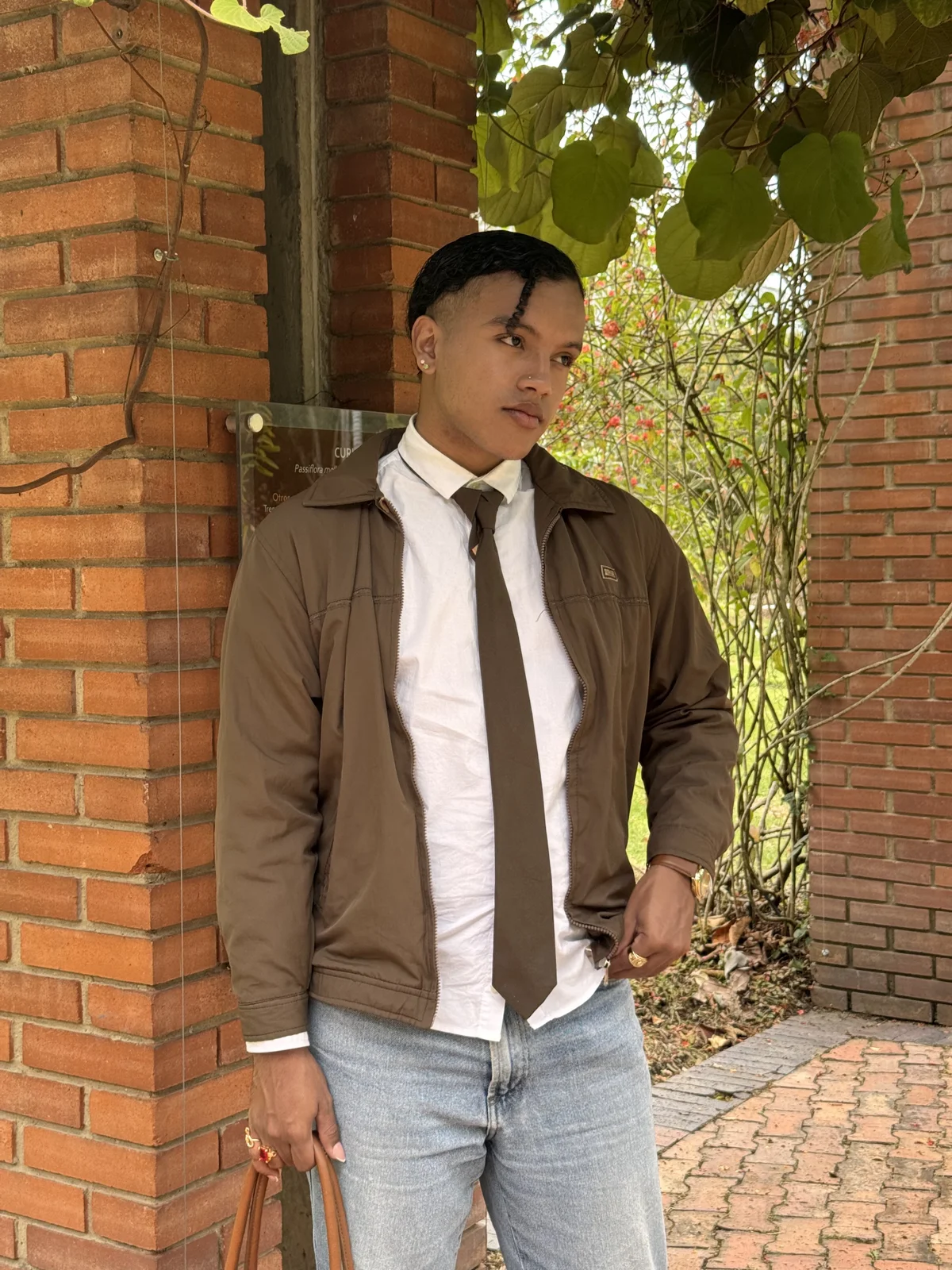 صور DanteGalore الرائجة  9575