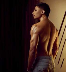 JacksonCooper1 Can you help me sneak my back? 🧼💦 Pic