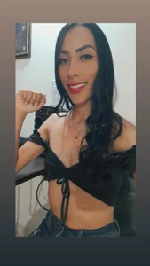 thamara 2025 de thamara26  4 Imagens