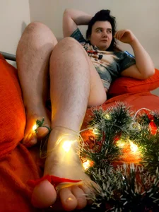 DenisHaileyのx-mas foot lolの枚の写真