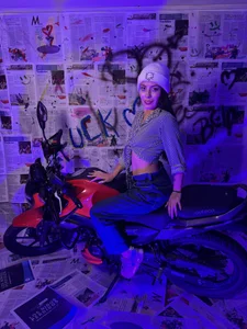 Tefannyy_の💜の 7枚の写真