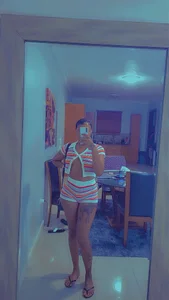 PrettyGirlMercedes Public Εικόνα 6