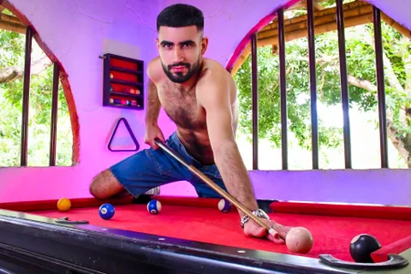 Ethan__WalkerのCome play with meの枚の写真