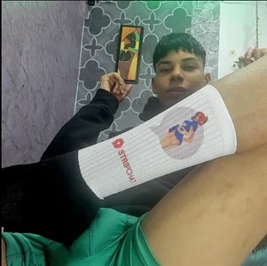 sexyboys_cutex18 contento con mis obsequios Poză
