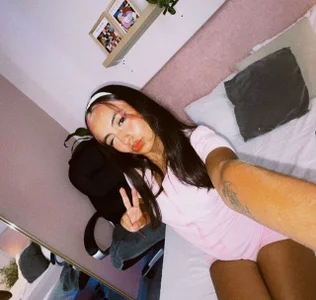 emily_bank Sport Day 🎀 Pic 2