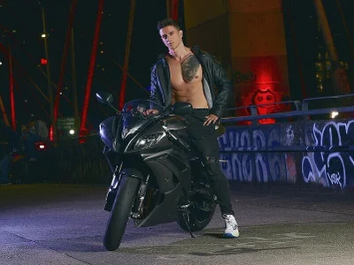 Public od JeanBroc  4 snímek