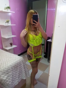 Tifanny_Sweett Public Pic 4