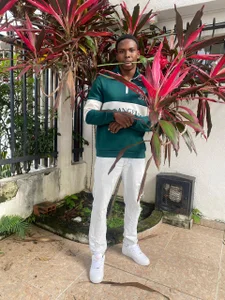 mike_aly 𝐑𝐨𝐦𝐚𝐧𝐭𝐢𝐜 𝐌𝐚𝐧 🌹 Hình 4