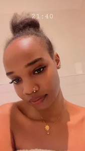 mercia_phosi's XXX Nude Photo 1