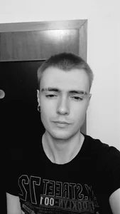 IAmDucu Me 😈 Foto 2