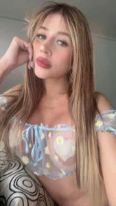 Zdjęcia Bella_Bauerr2 blue(❁´◡`❁):  3