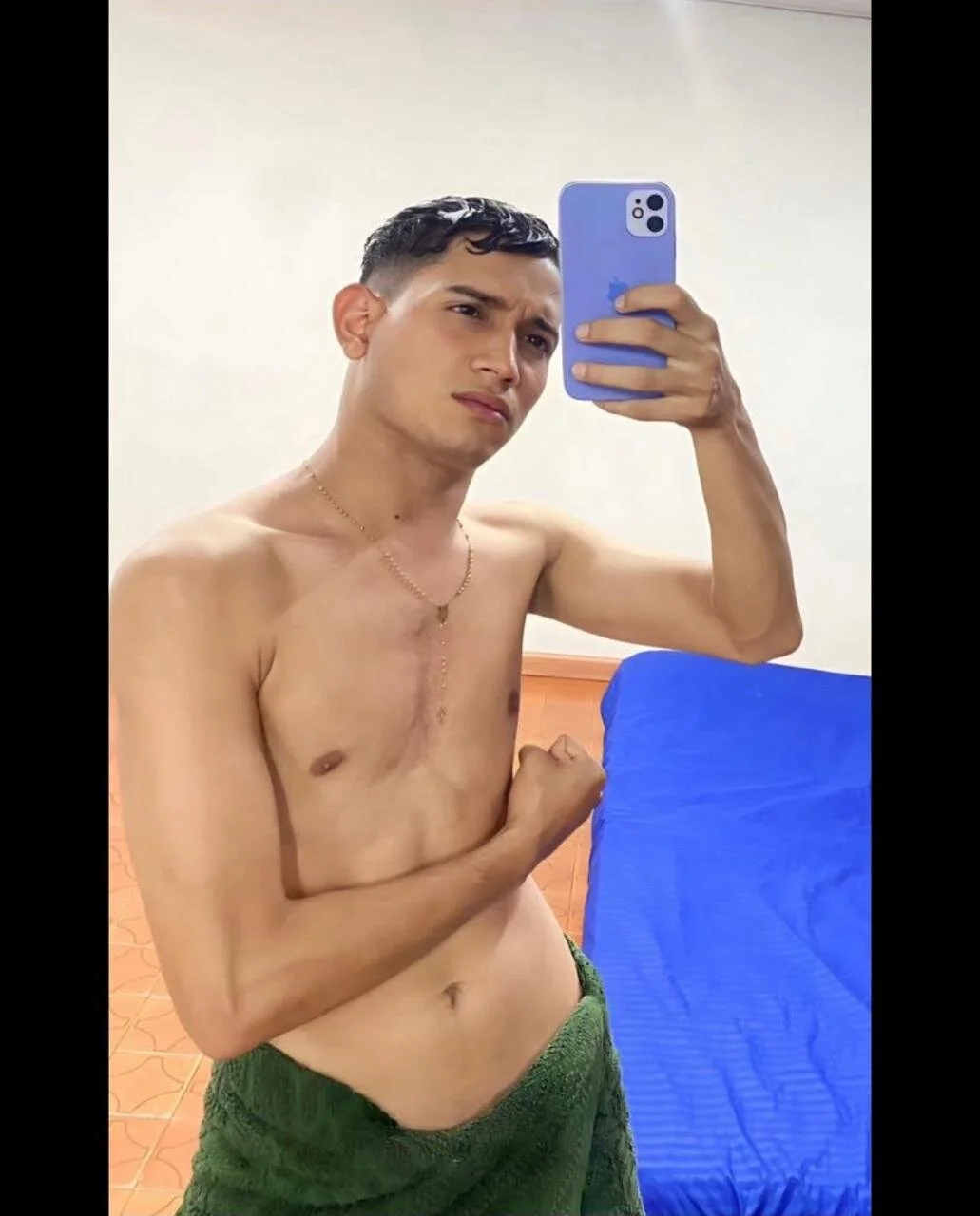 Benjamin_Buster Trendaava kuva 2693