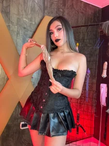 lucy_queensss Domina Lucy Pic 4