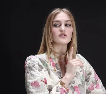 PollyAsh Public Billede