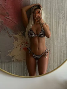 Beach days with me 🏖️ de OhAnita  8 Imagens