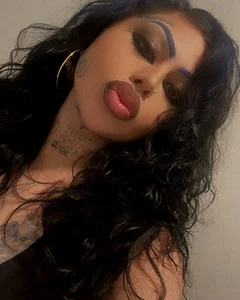 chicanachic13 Selfies Billede 8