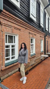 Victoria_Panther Public Pic 5