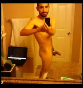 CumDumpPig83 Public  3. fénykép