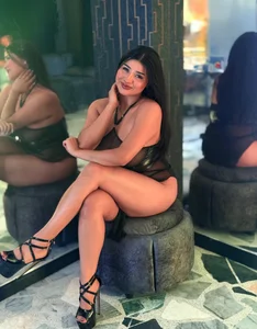 venusowen_ Your lap dancer girlfriend 👀🥵 Pic 4