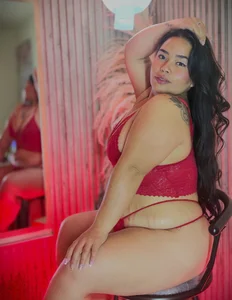 Violett_Cinnamon I put on my favorite lingerie and thought about your hands. Hình 4