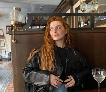 mercedescuteeのPublicの枚の写真