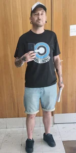 Law_LeekのLaw Leek (Full body)の 3枚の写真