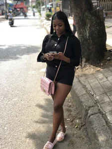 ValerieBlakee different looks. Foto 2