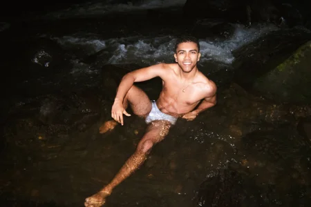 Colstorw_: One night on the river ( 2 фото)