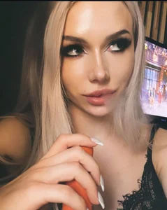 sweatslisa Public Pic 2