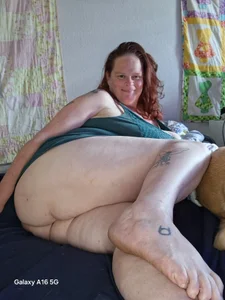 Scarlett2373 Public টি ছবি