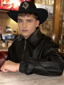 Lucass_love Cow boy🍂🍁 Hình 2