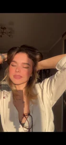 🥰 de EmelyMason  4 Imagens