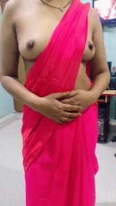 Foto desnuda de modelpoonam 5