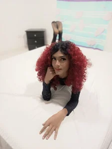 Isabella_Rosewood hair change Pic