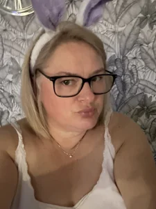 Welsh_Magical_Milf's XXX Nude Photo 3